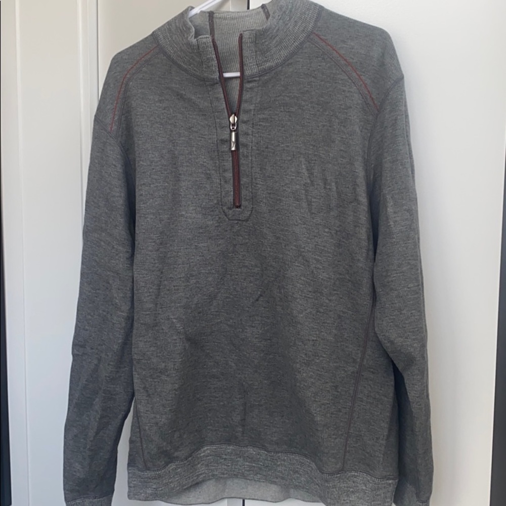 Tommy Bahama Quarter Zip Pullover, Large.
